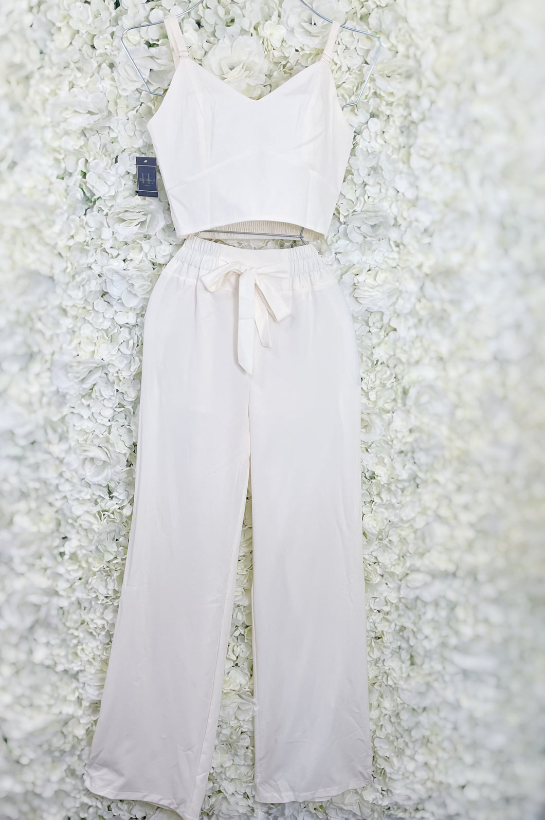 Neutral pearl two piece set