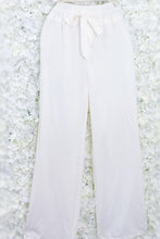 Load image into Gallery viewer, Neutral pearl two piece set
