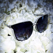Load image into Gallery viewer, Gray Square Sunglasses

